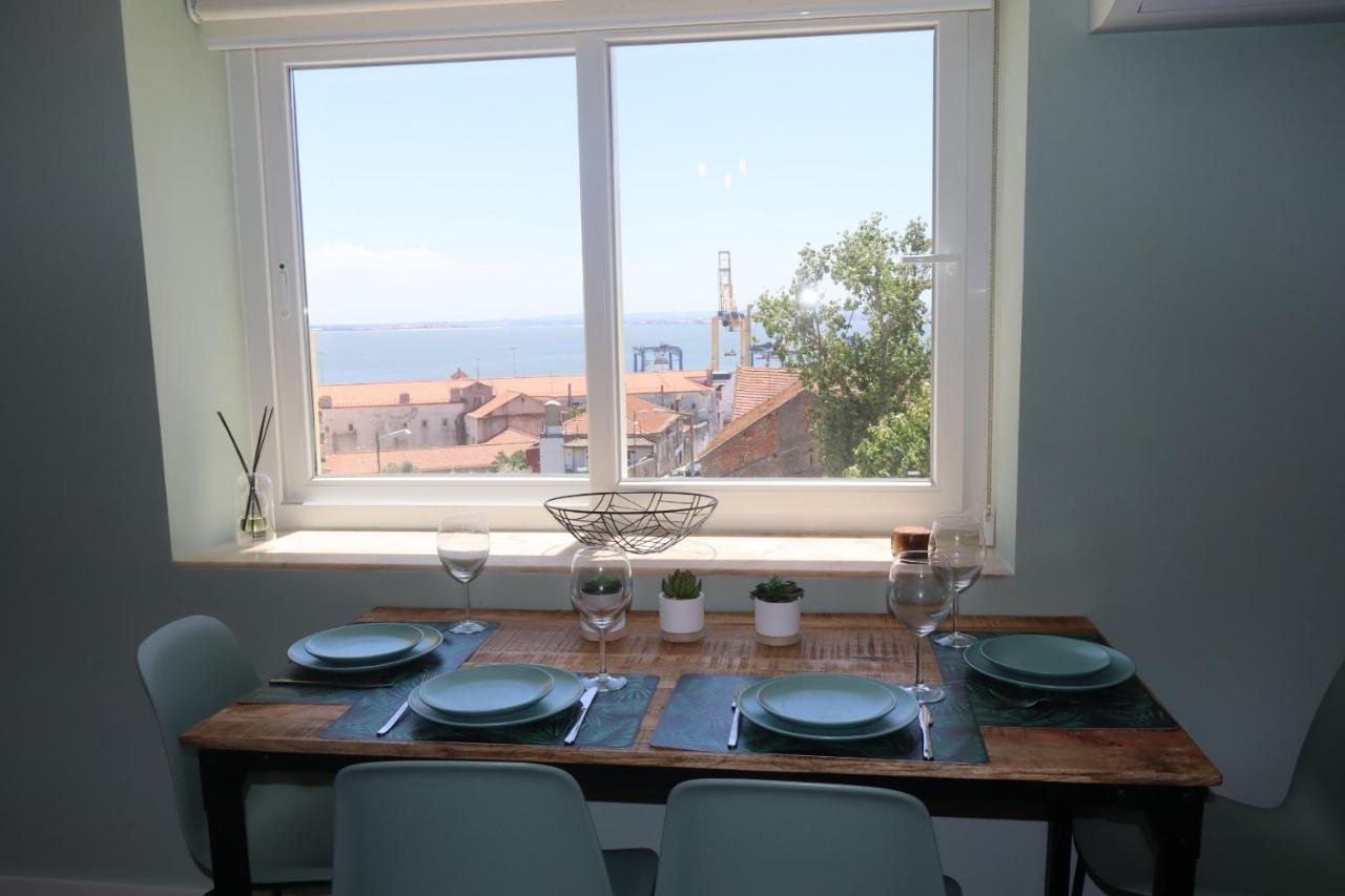 Lisbon, T2 Renewed Duplex With River View, Beato, Lisbon Luaran gambar