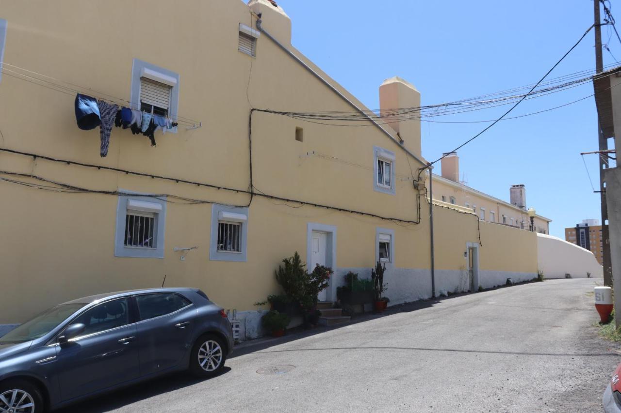 Lisbon, T2 Renewed Duplex With River View, Beato, Lisbon Luaran gambar