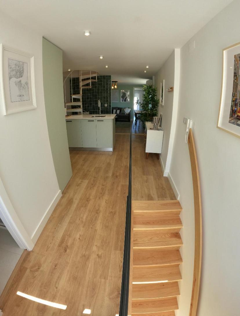 Lisbon, T2 Renewed Duplex With River View, Beato, Lisbon Luaran gambar