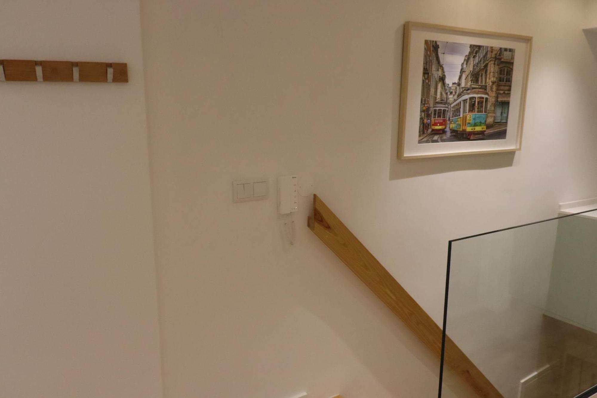 Lisbon, T2 Renewed Duplex With River View, Beato, Lisbon Luaran gambar