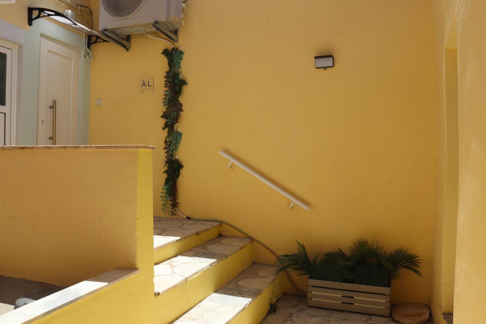 Lisbon, T2 Renewed Duplex With River View, Beato, Lisbon Luaran gambar